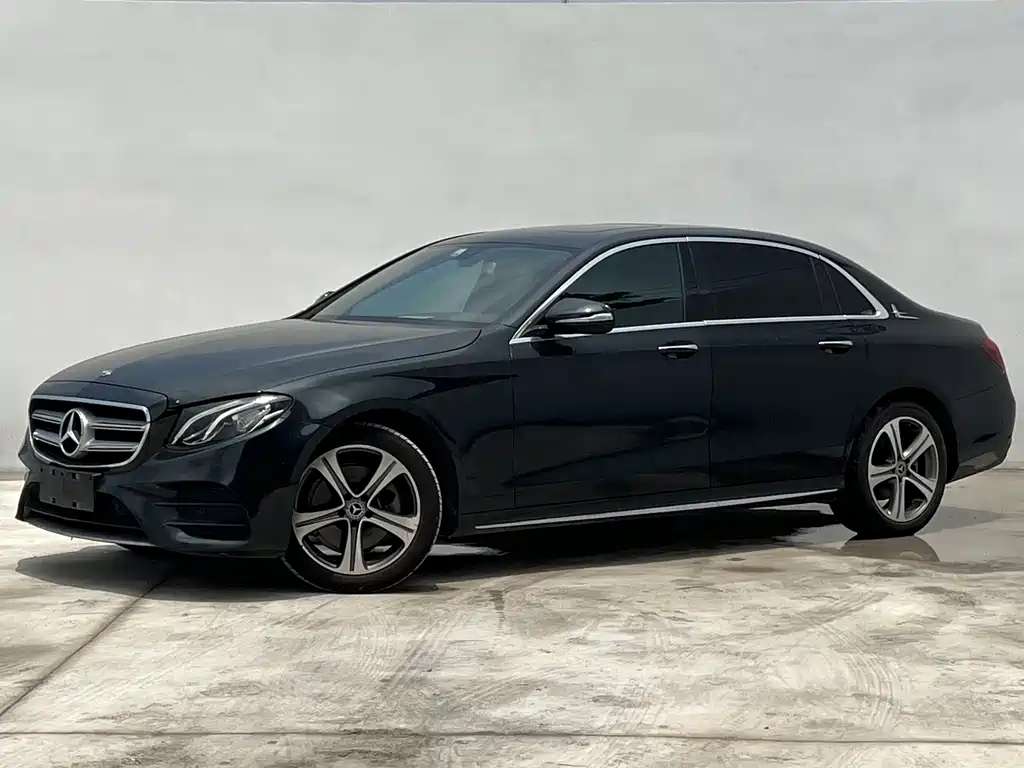 Mercedes-Benz E-Class 2019 — фото 1