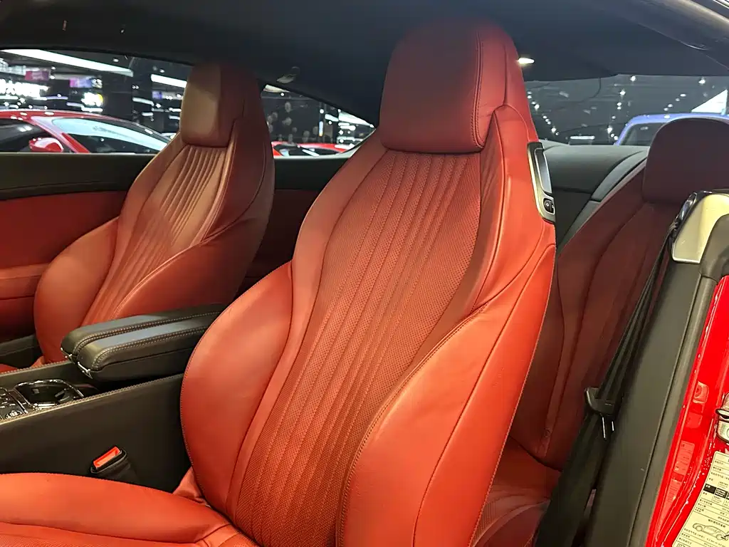Bentley Continental 2018 — фото 16