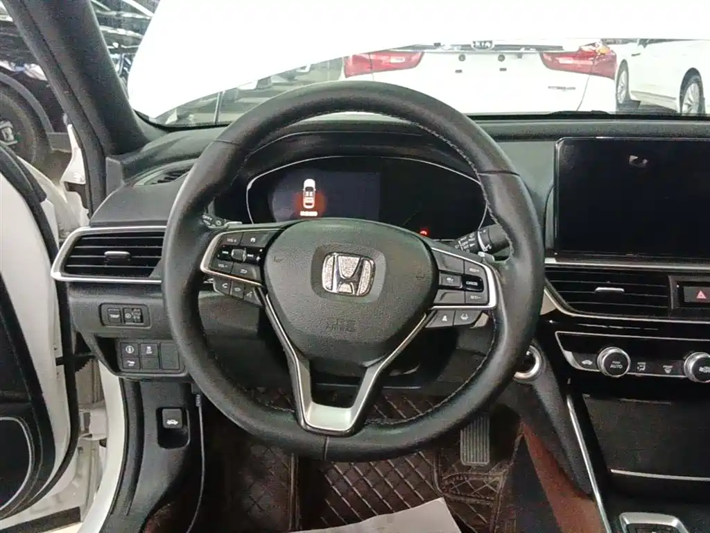 Honda Inspire 2022 — фото 11