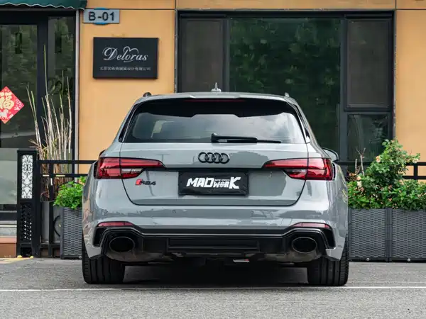 Audi RS 4 2019