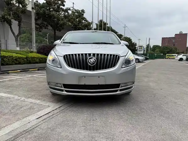 Buick GL8 2014