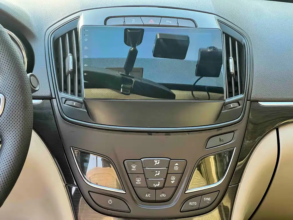 Buick Regal 2014 — фото 11