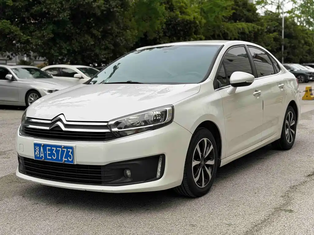 Citroen C4 2016 — фото 1