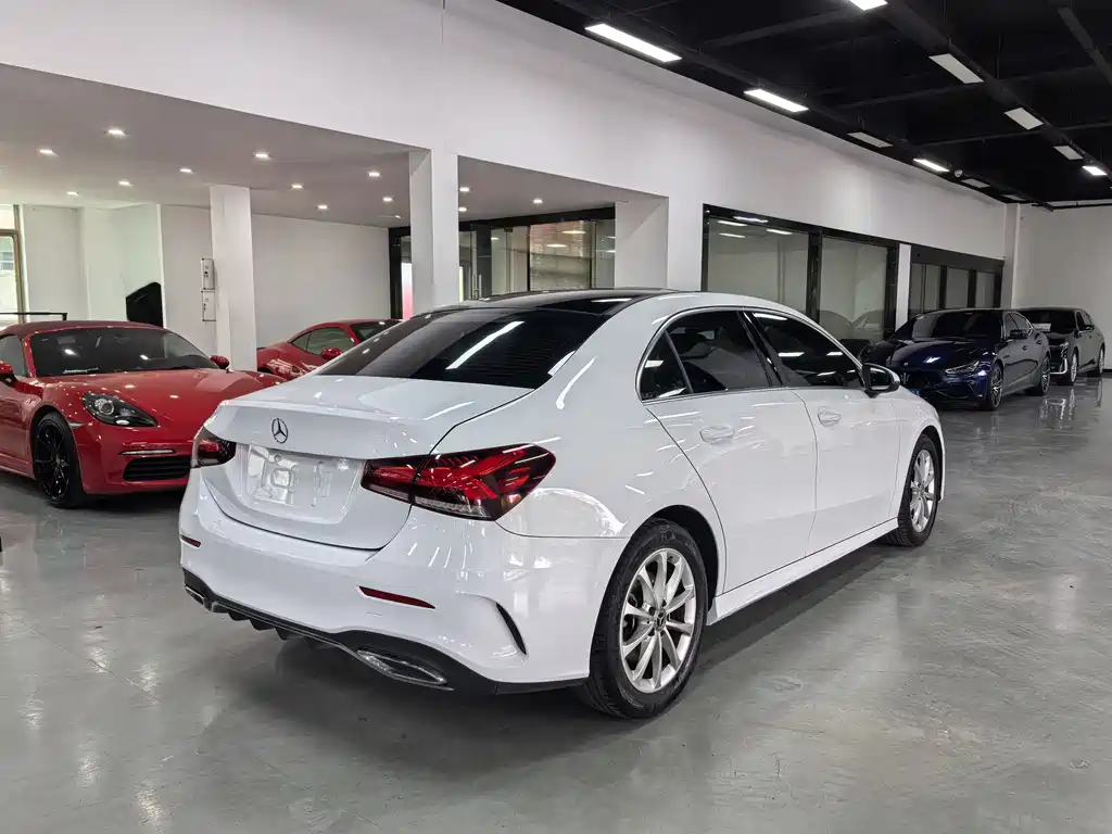 Mercedes-Benz A-Class 2021 — фото 5