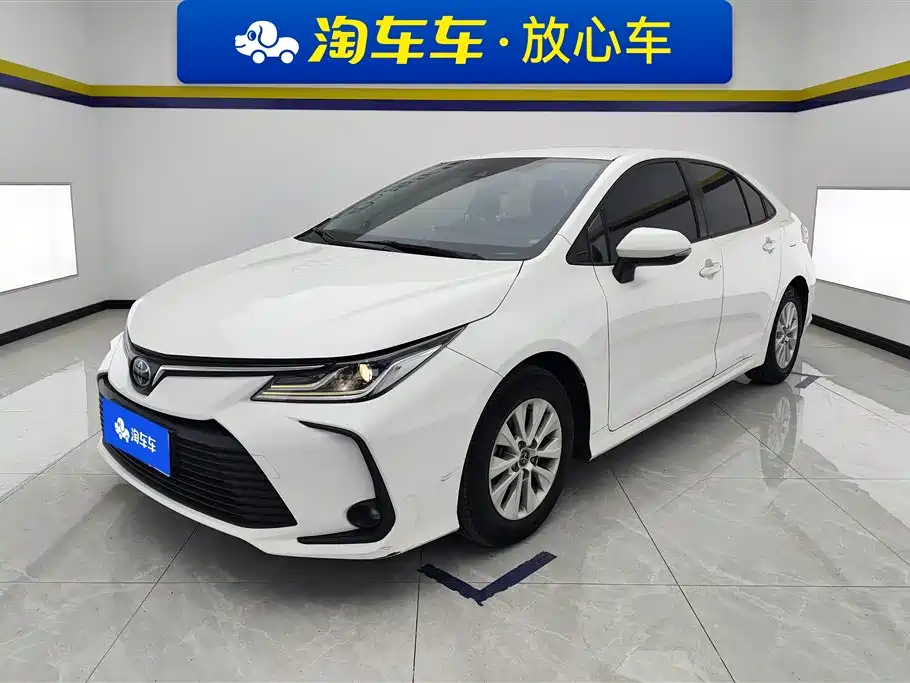 Toyota Corolla 2021 — фото 1