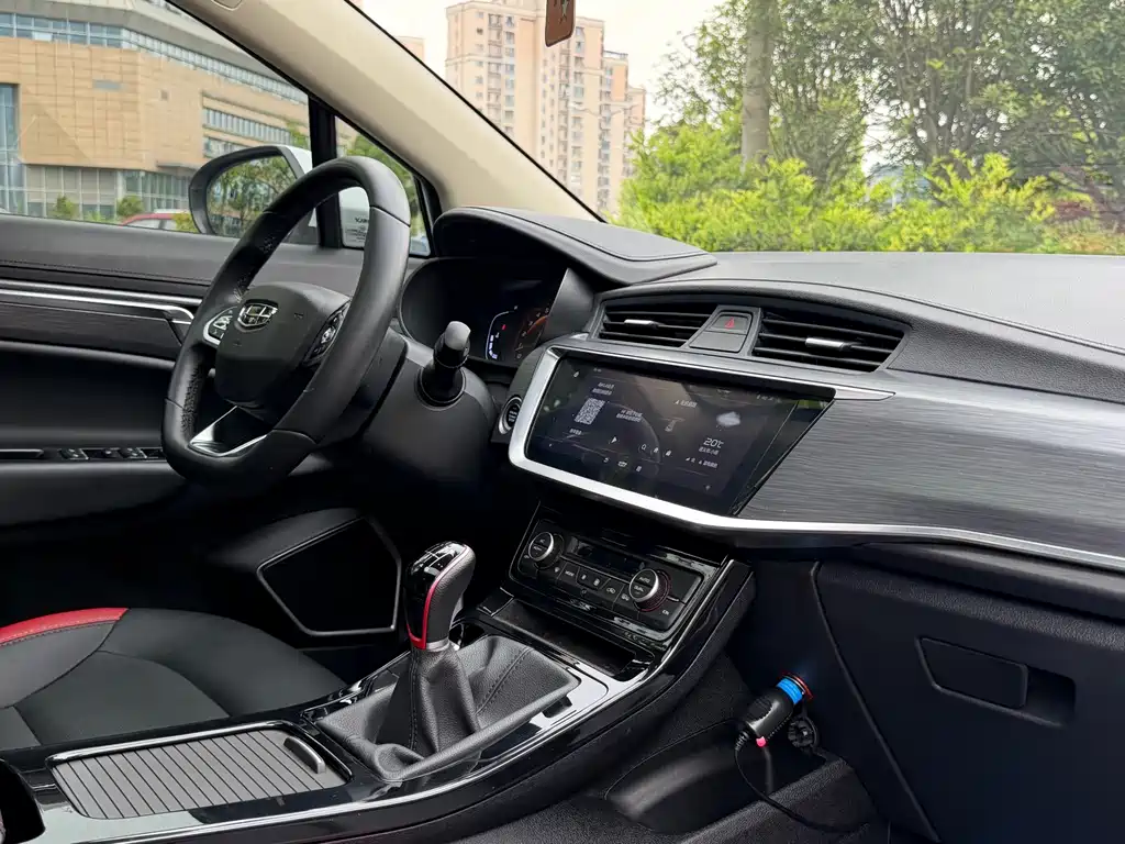 Geely Emgrand GS 2021 — фото 12