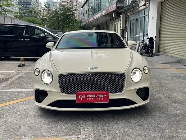 Bentley Continental 2020