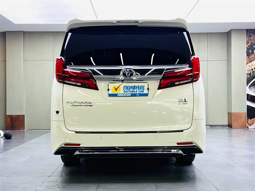 Toyota Alphard 2022 — фото 5