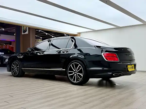 Bentley Flying Spur 2005