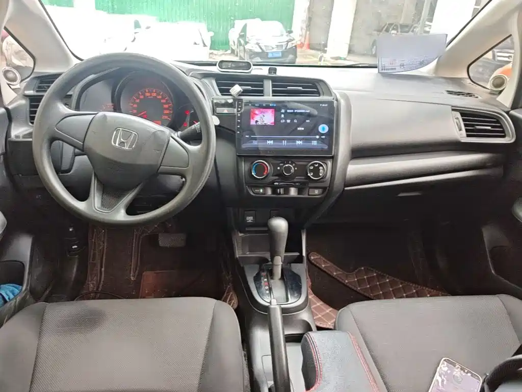 Honda Fit 2019 — фото 10