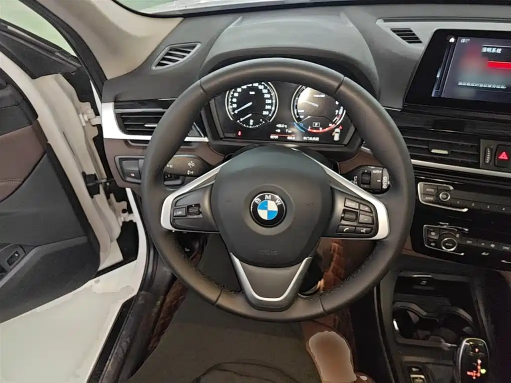 BMW X1 2020 — фото 11