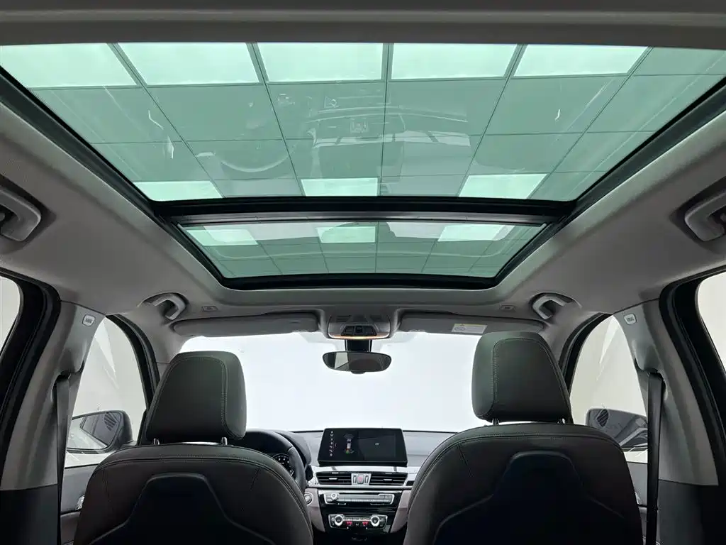 BMW X1 2022 — фото 12