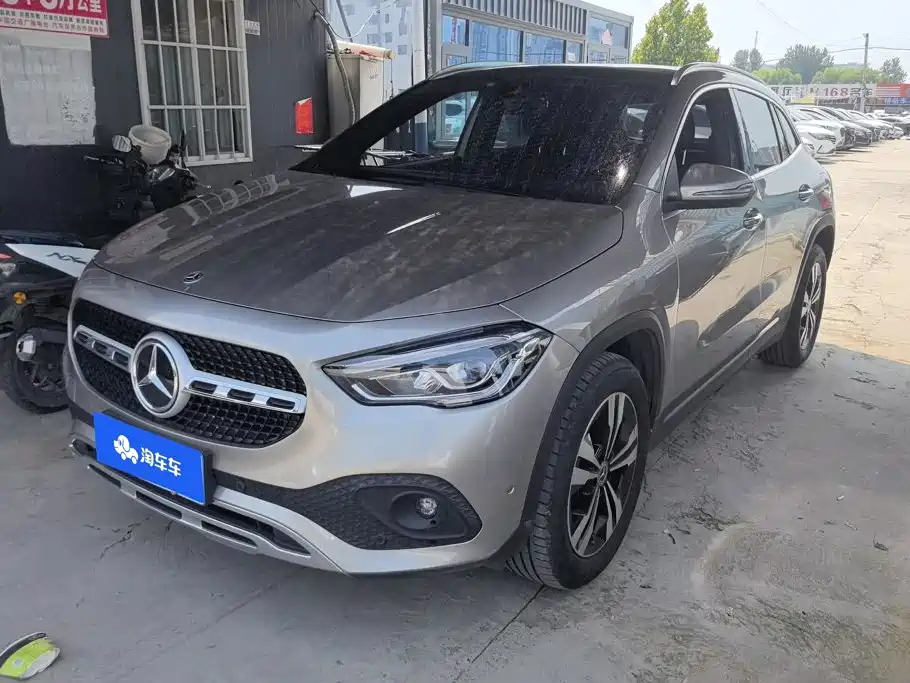 Mercedes-Benz GLA 2022 — фото 1