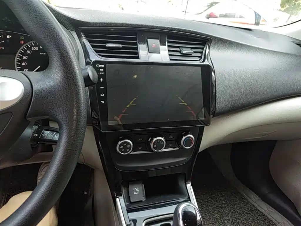 Nissan Sylphy 2016 — фото 13