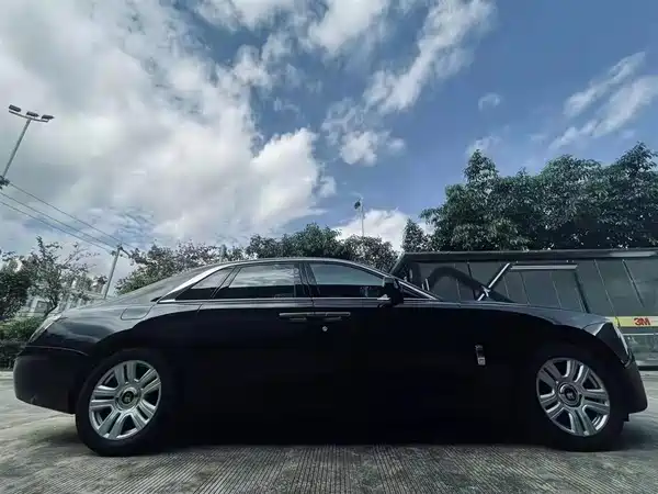 Rolls-Royce Ghost 2022