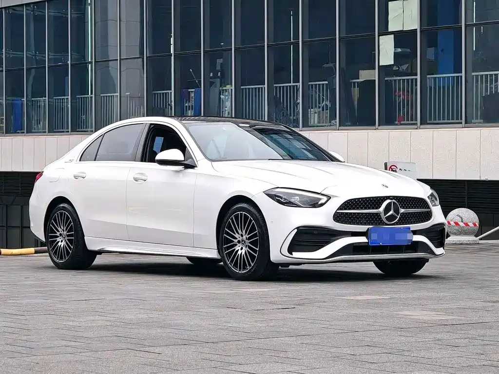Mercedes-Benz C-Class 2022 — фото 3