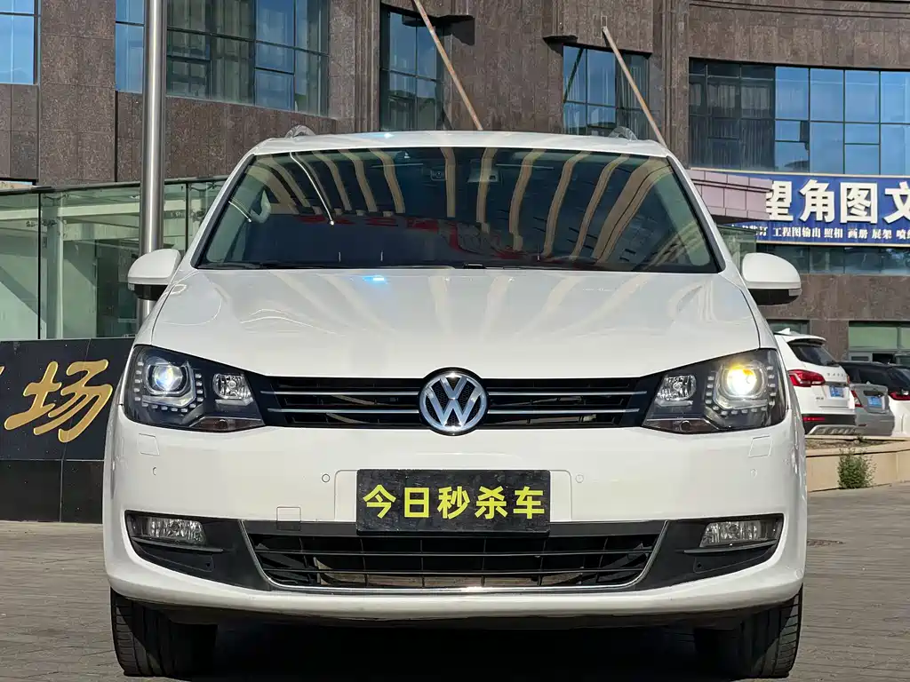 Volkswagen Sharan 2016 — фото 2