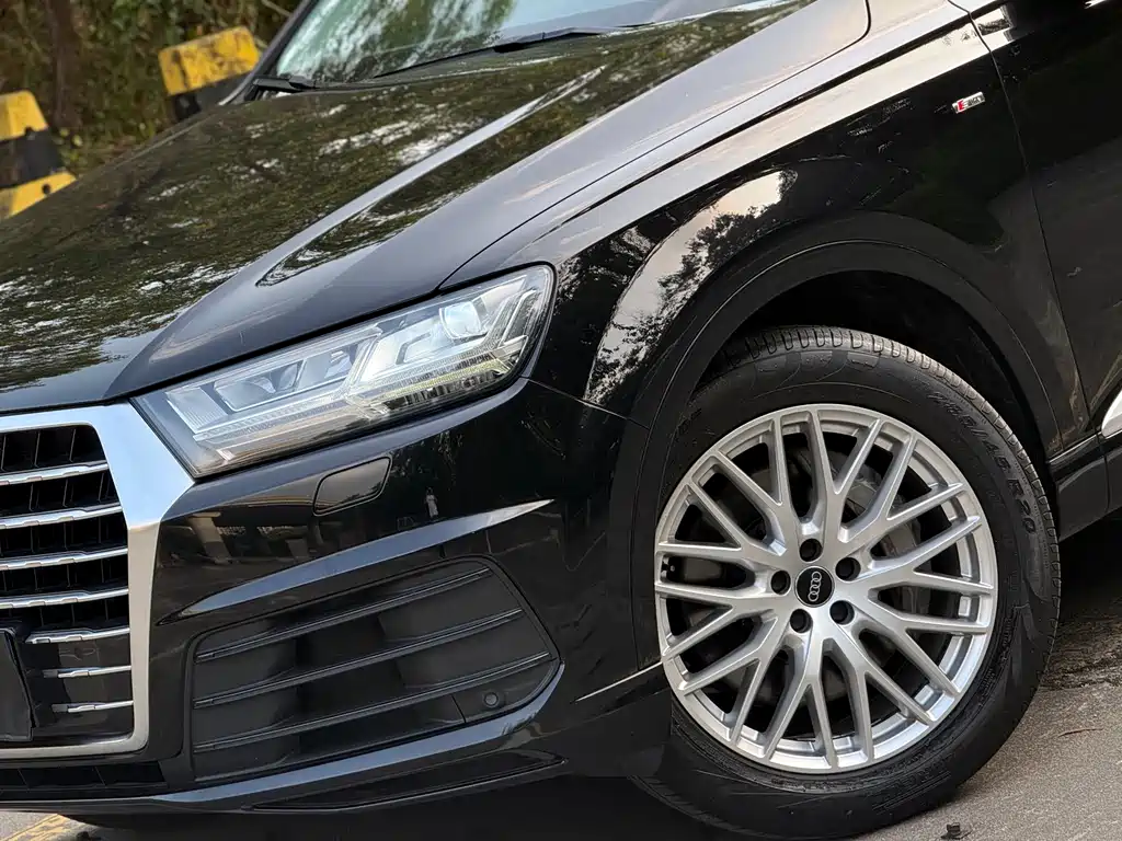 Audi Q7 2017 — фото 16
