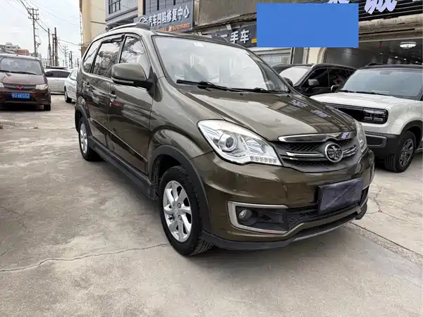 FAW Senya S80 2015
