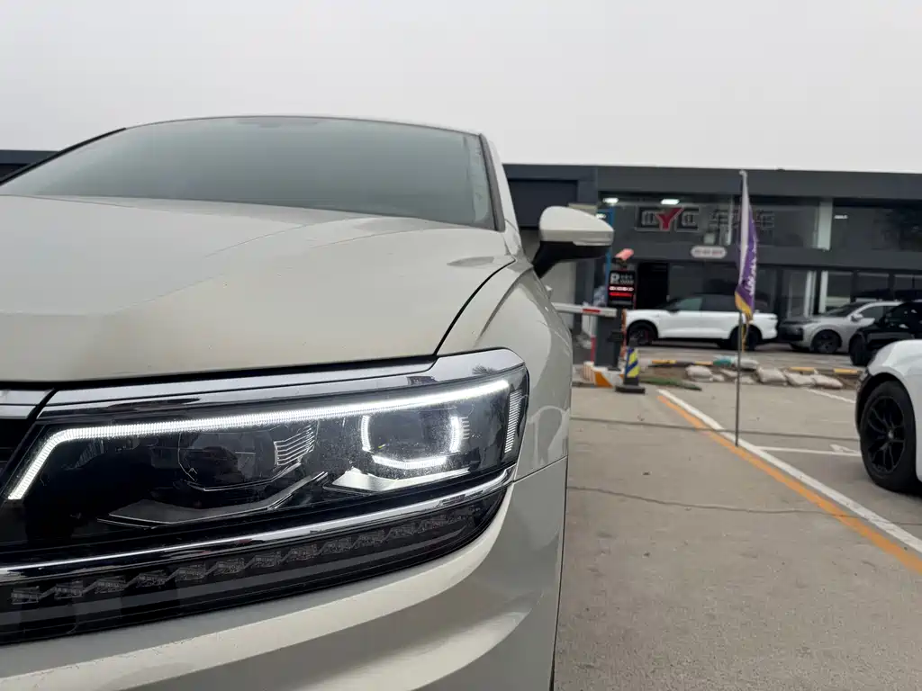 Volkswagen Tiguan L 2018 — фото 4