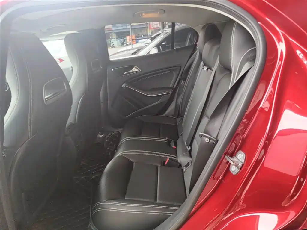 Mercedes-Benz GLA 2019 — фото 17