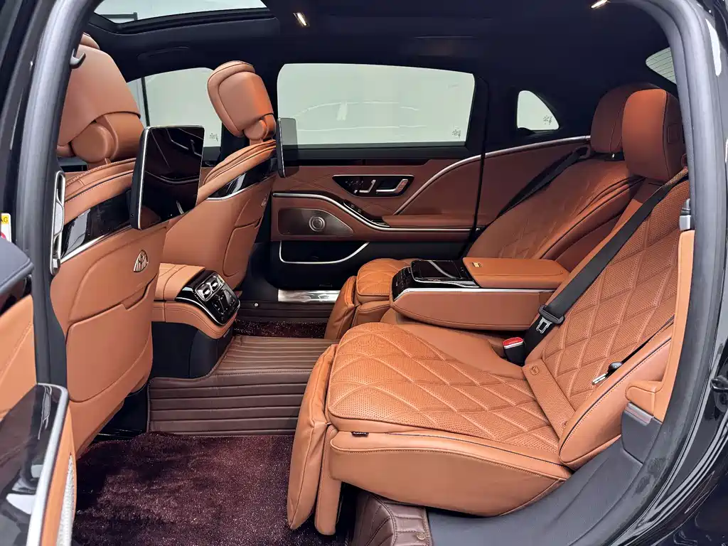 Mercedes-Benz S-Class 2024 — фото 19