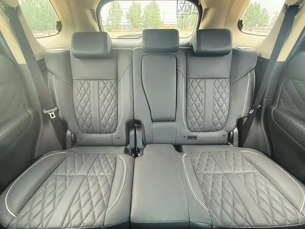 Mitsubishi Outlander 2022 — фото 20