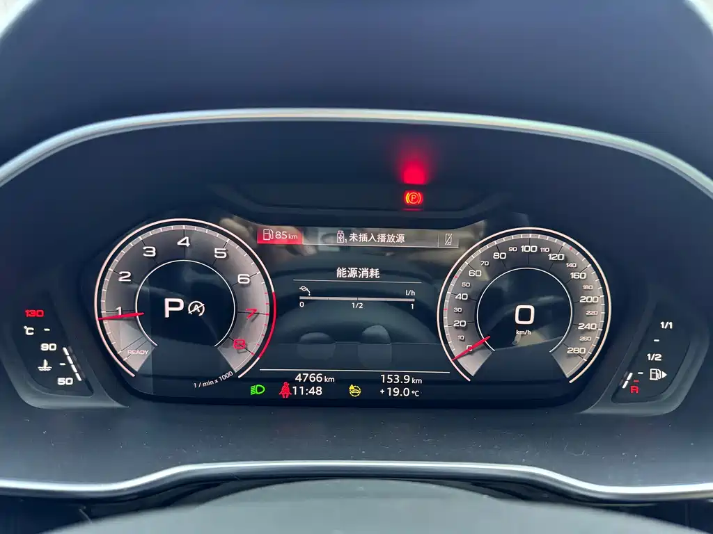 Audi Q3 2022 — фото 11