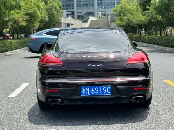 Porsche Panamera 2015
