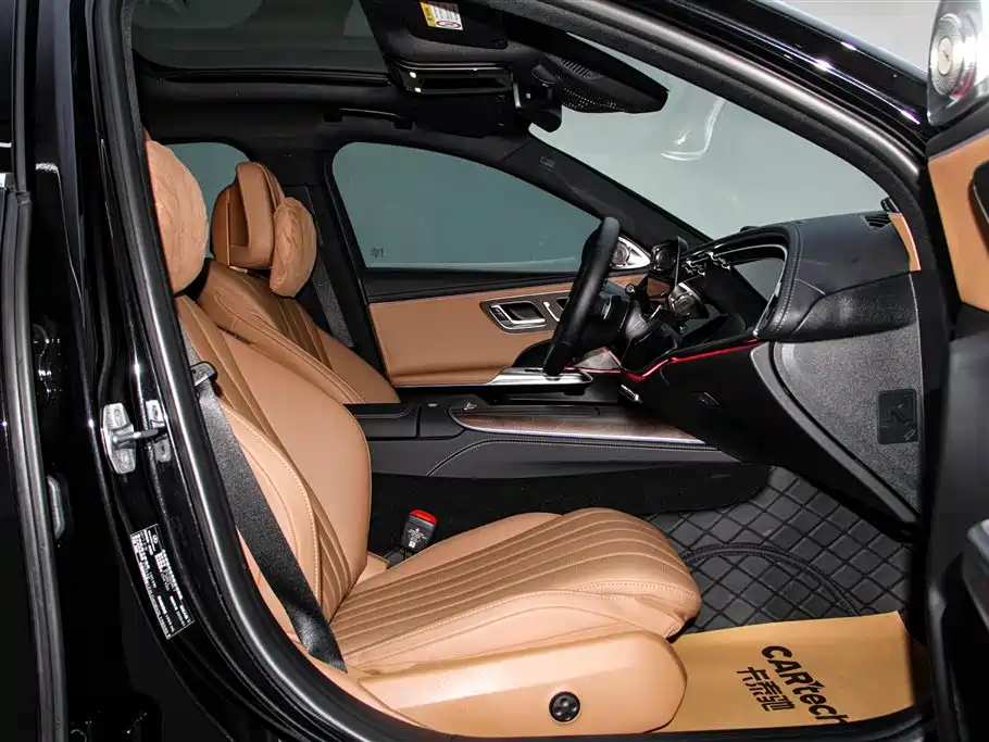 Mercedes-Benz E-Class 2025 — фото 18