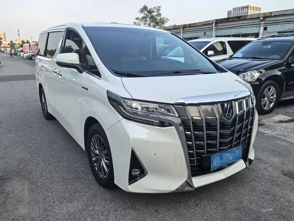 Toyota Alphard 2021 — фото 3