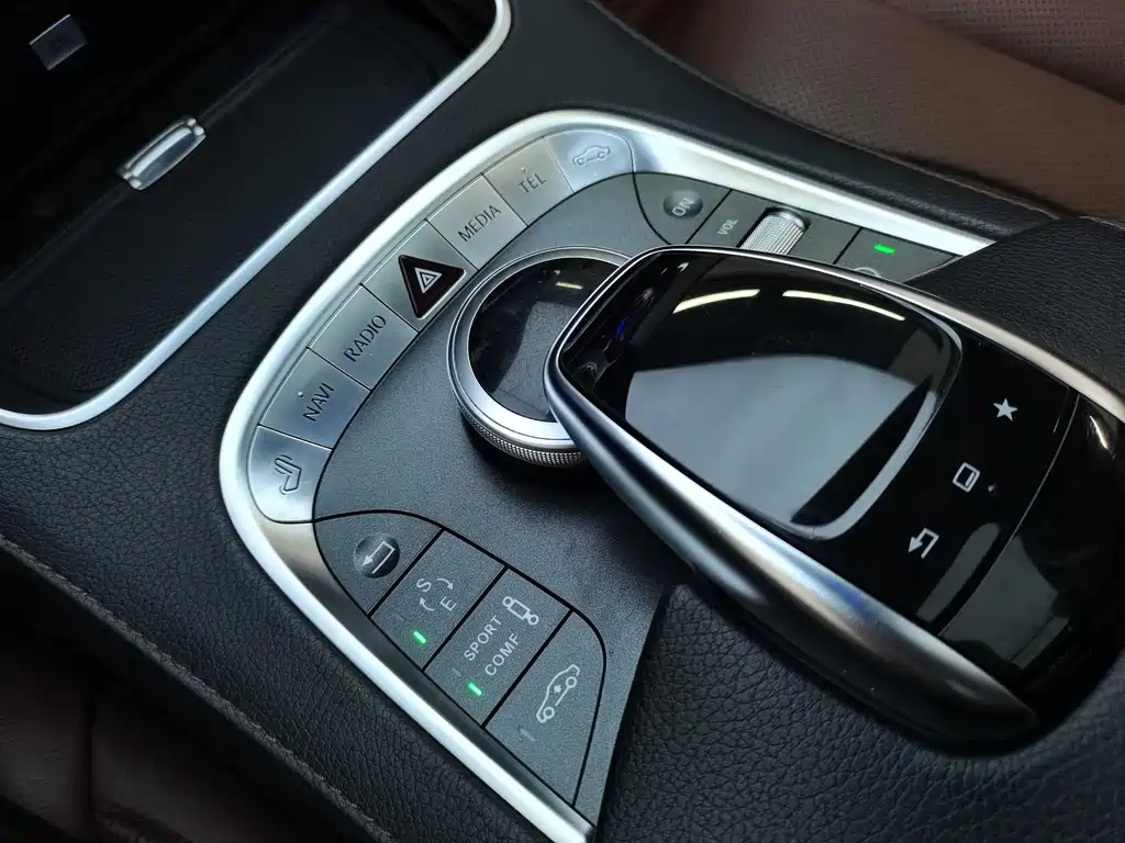 Mercedes-Benz S-Class 2015 — фото 18