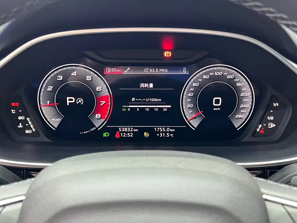 Audi Q3 2022 — фото 15