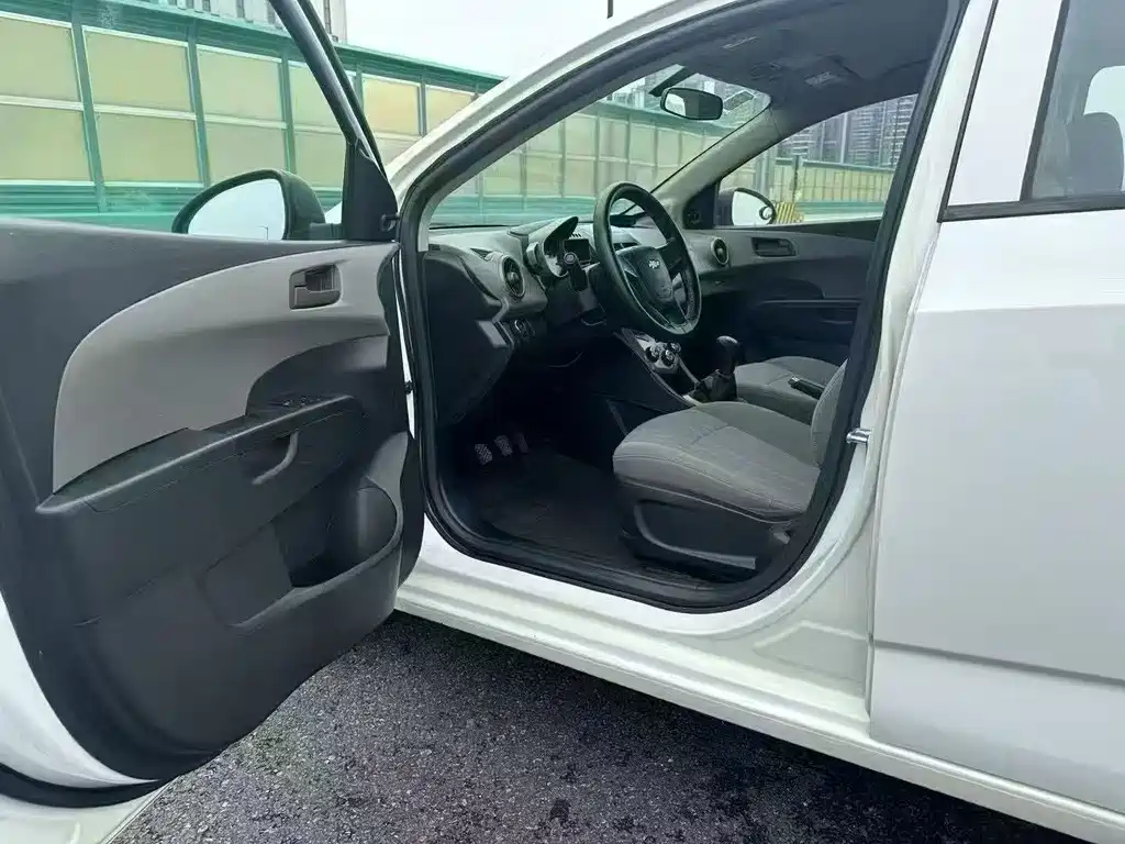 Chevrolet Aveo 2013