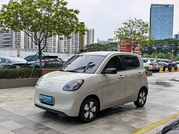 Wuling Hongguang MINIEV 2025