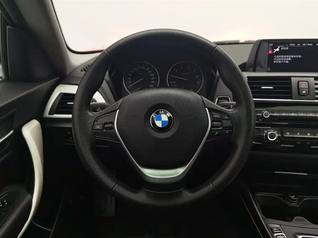 BMW 2 Series 2017 — фото 11