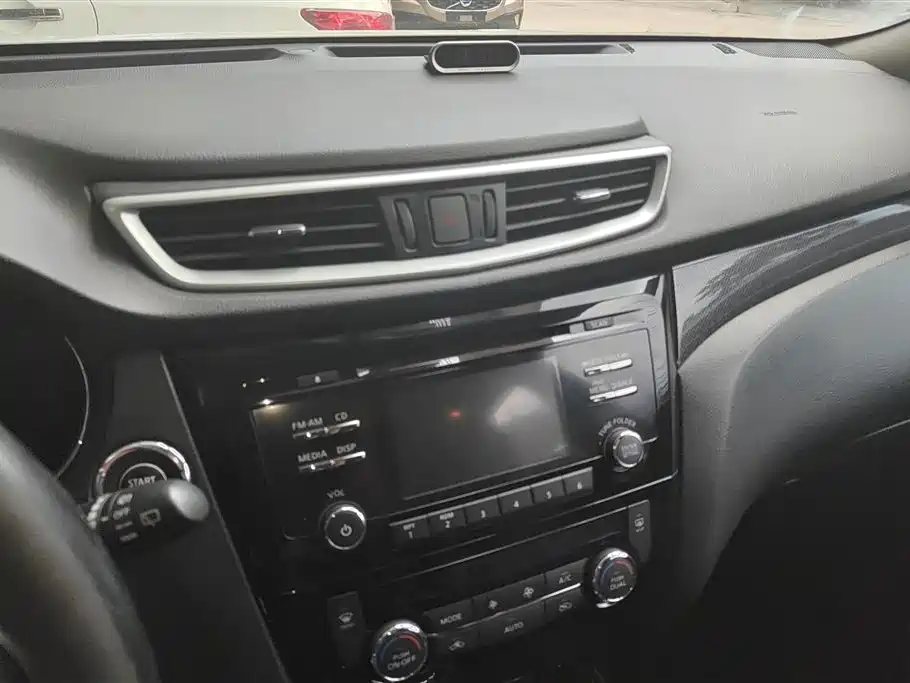 Nissan X-Trail 2016 — фото 13
