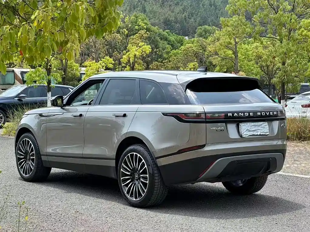 Land Rover Velar 2018 — фото 9