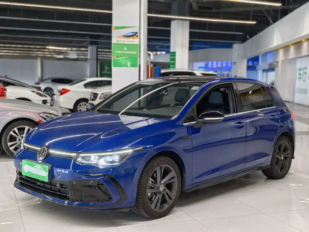 Volkswagen Golf 2021