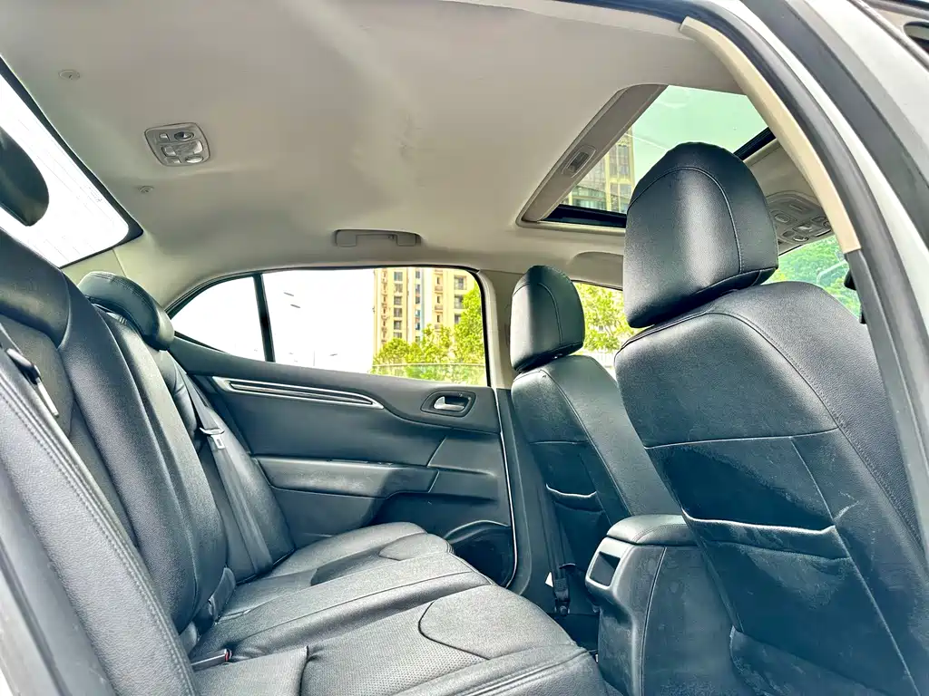 Citroen C4L 2015 — фото 26
