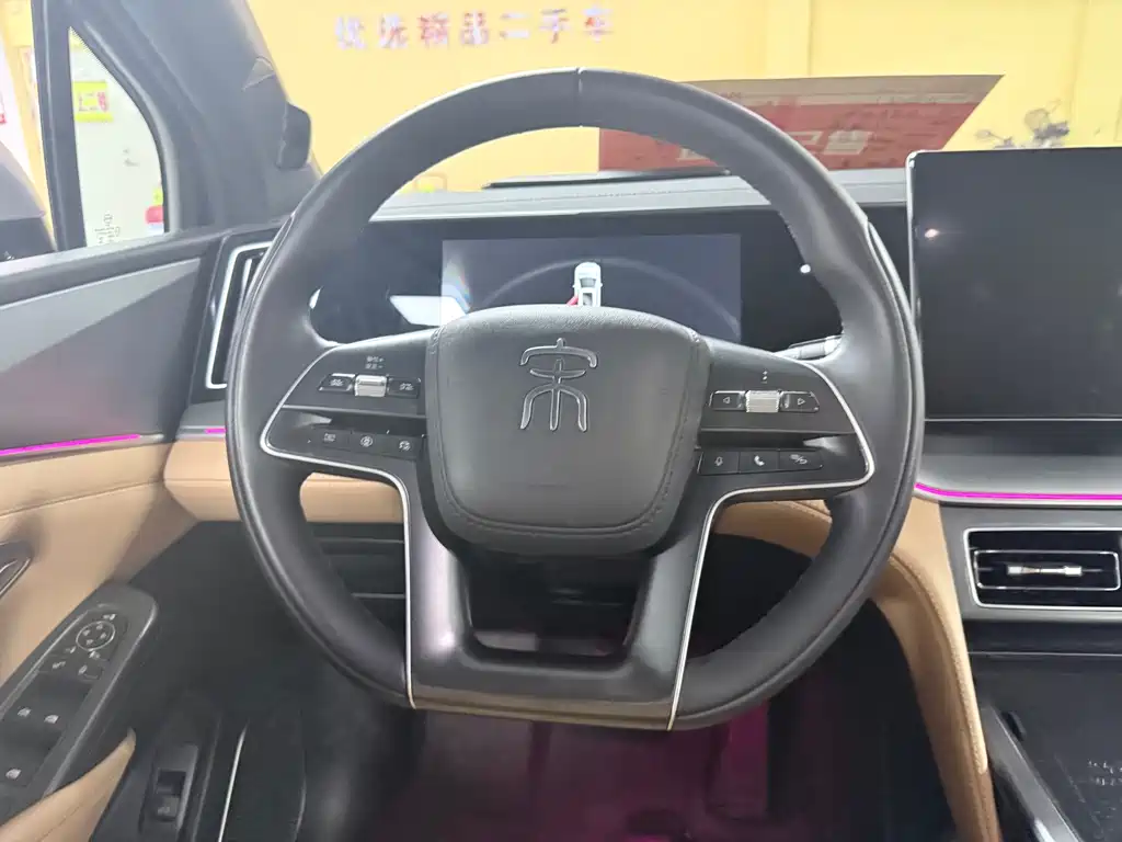BYD Song L DM-i 2025 — фото 13