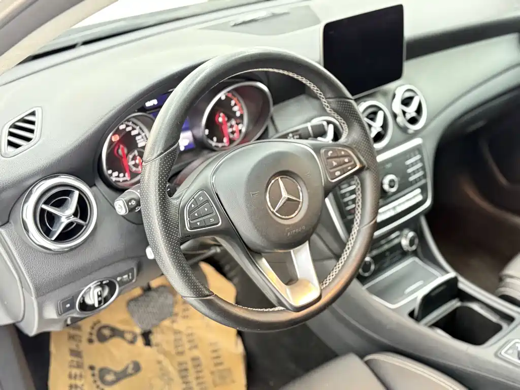 Mercedes-Benz GLA 2019 — фото 6