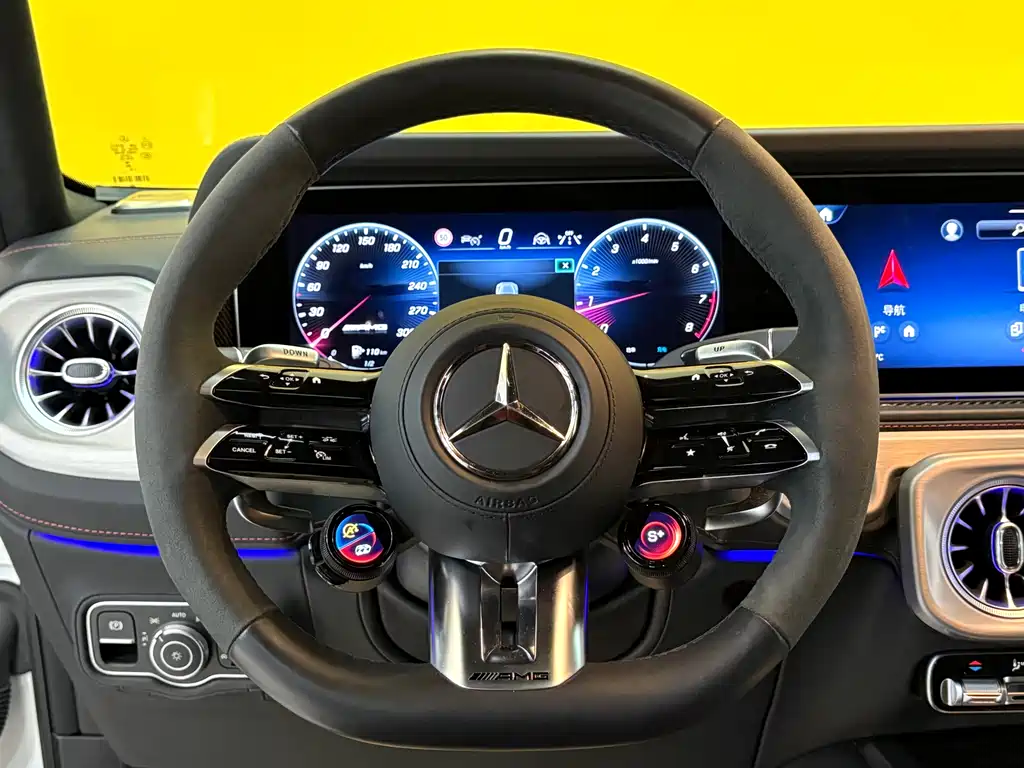 Mercedes-Benz G-Class AMG 2025 — фото 19