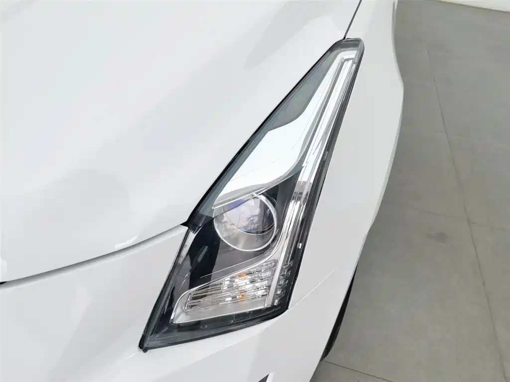 Cadillac ATS-L 2017 — фото 7