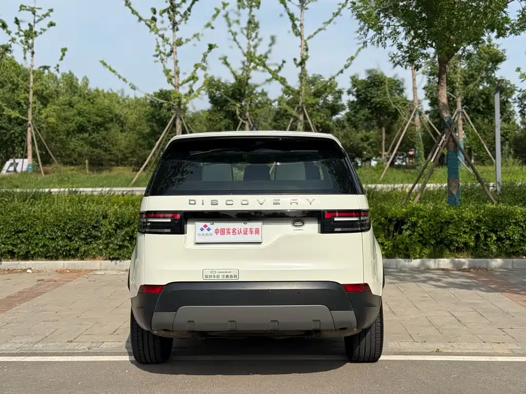 Land Rover Discovery 2018 — фото 19