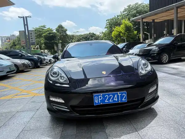 Porsche Panamera 2013