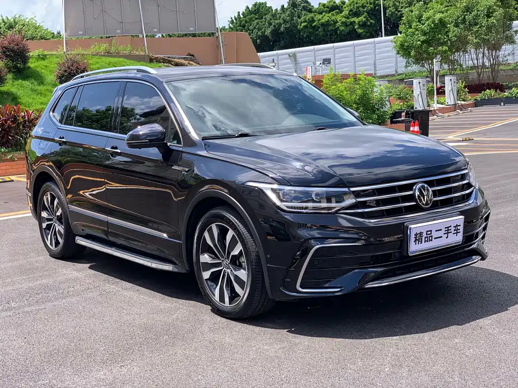 Volkswagen Tiguan L 2022