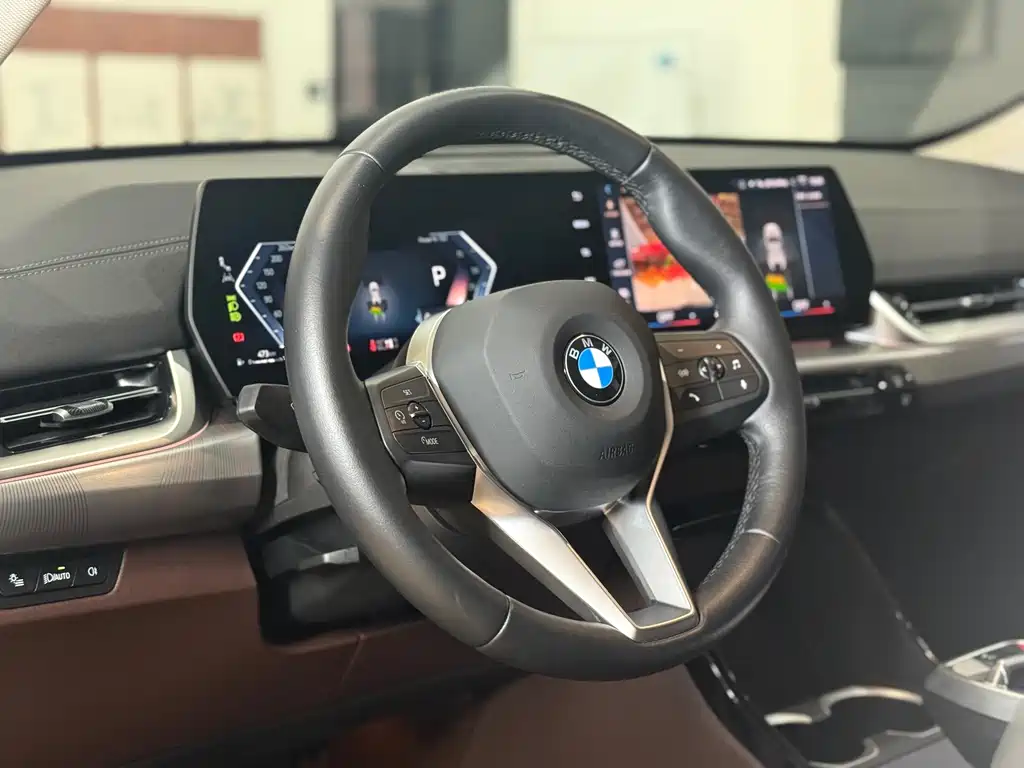 BMW X2 2025 — фото 11