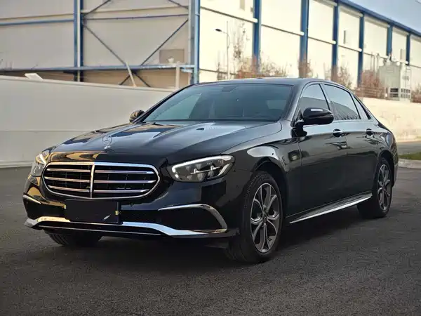 Mercedes-Benz E-Class 2023