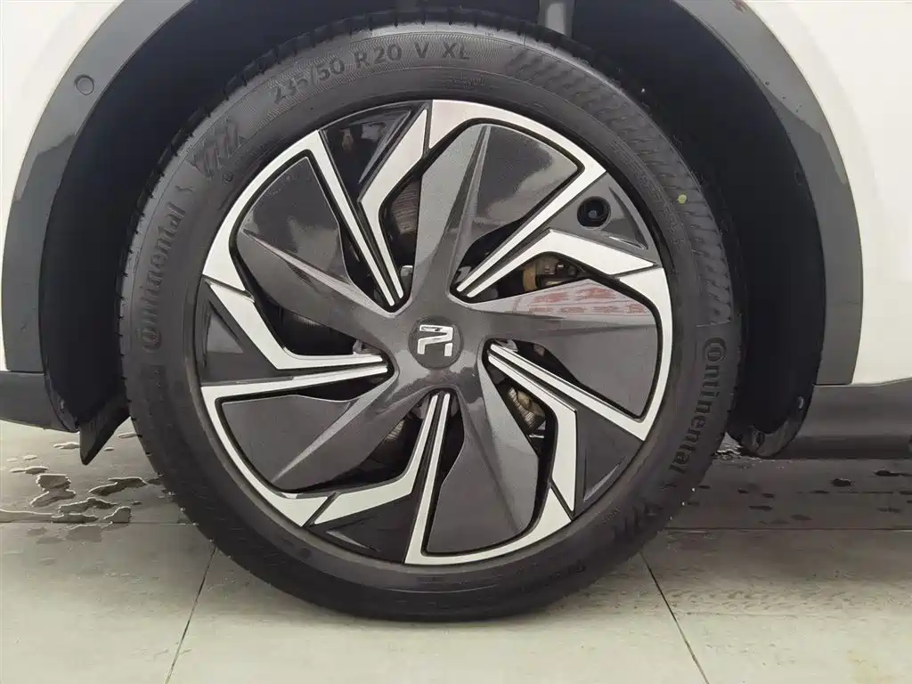 Roewe Feifan R7 2024 — фото 17